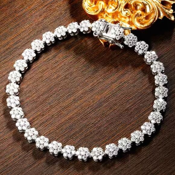 Certified 3.78CT Seven Stone Moissanite Luxury Flower Tennis Bracelet 4.5MM - Picture 13 of 13